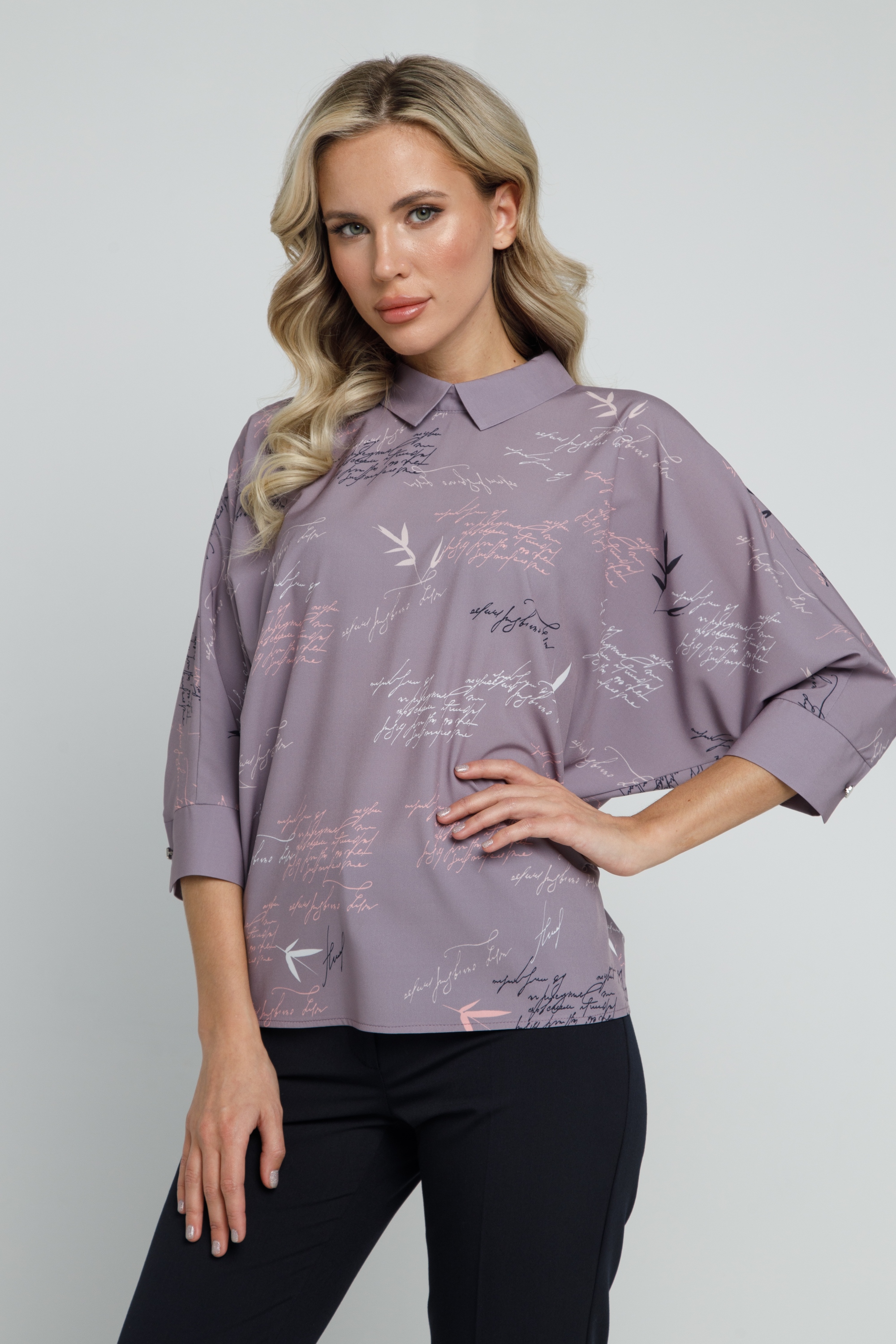 Блуза прямого силуэта с рукавами летучая мышь. 0030-01-27-30-17
